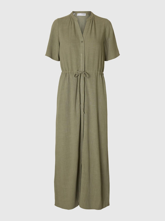 Selected Femme Viva-Damina SS Ankle Sun Dress i hørblanding med V-hals, skjulte knapper, korte ærmer og løbesnorslukning i taljen.