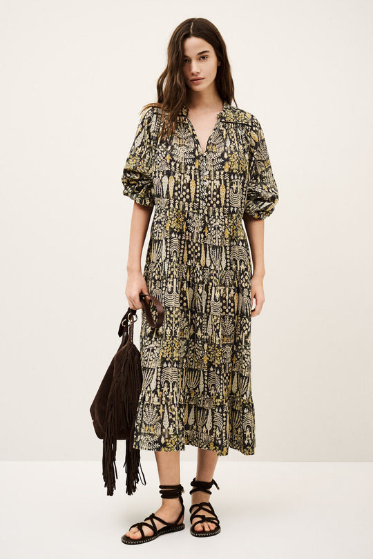 ba&sh Pidola Dress i kaki – løs kjole i 100% økologisk bomuld med v-hals, knapper og ballonærmer.