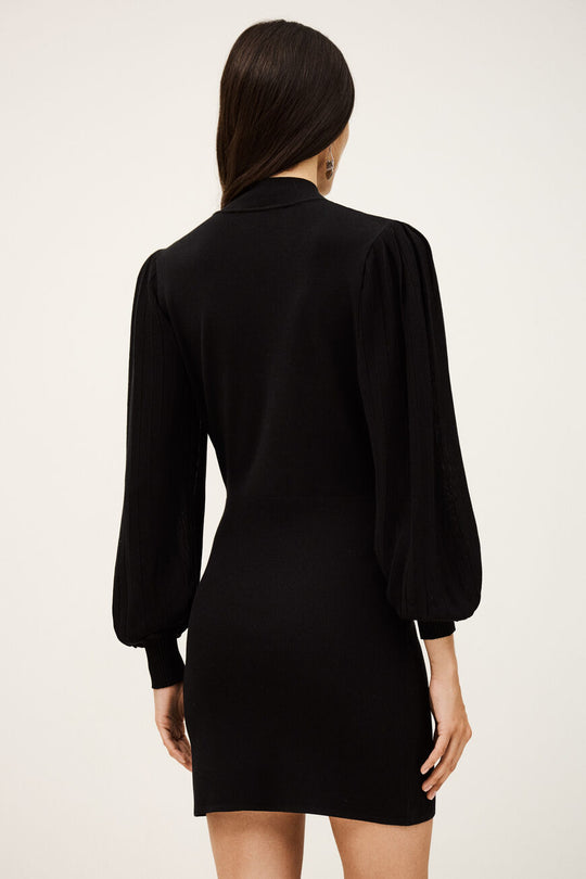 ba&sh Stella dress i sort, elegant, tætsiddende minikjole med lange ærmer og høj rund hals.