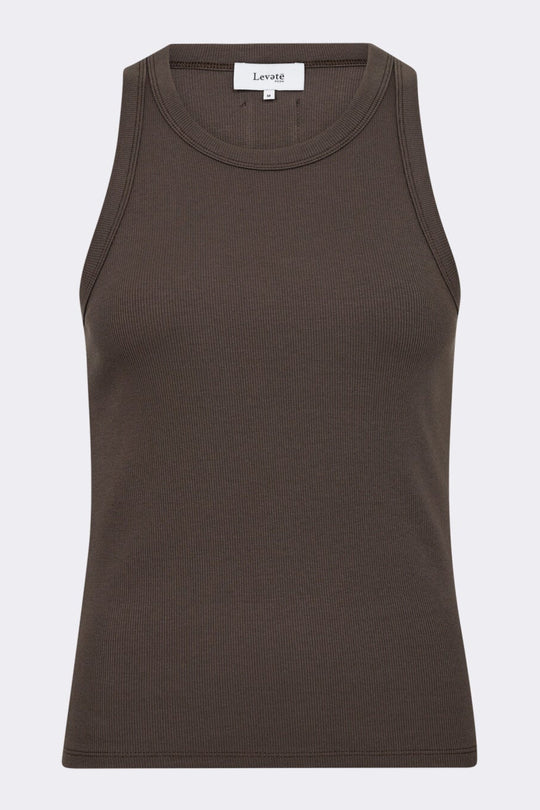 Leveté Room LR-Numbia 1 top i brun med ribstruktur, rund hals og tætsiddende pasform. 94 % bomuld, 6 % elastan.