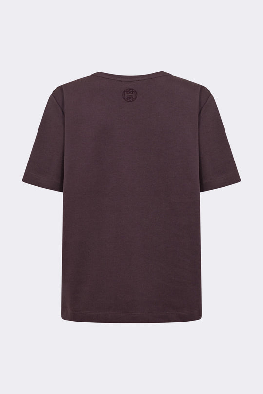 Levete Room LR-Kis 1 T-shirt i bordeaux, ribbet kvalitet med rund hals.