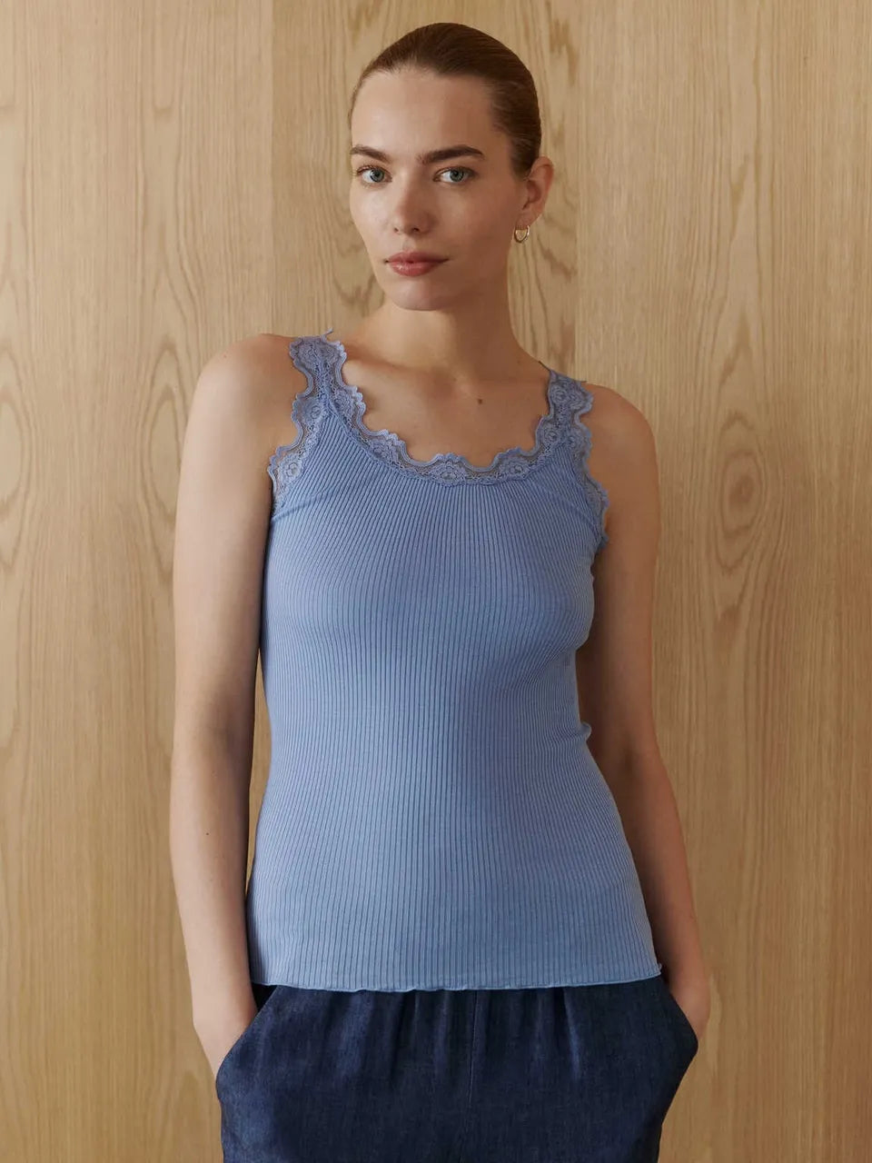 Rosemunde | Silketop | RWBabette SL U-neck Long Lace Top, 5205 blue heaven