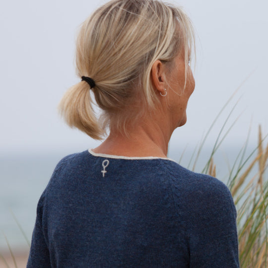 Gorridsen | Sweater | Afrodite Peru, indigo blue