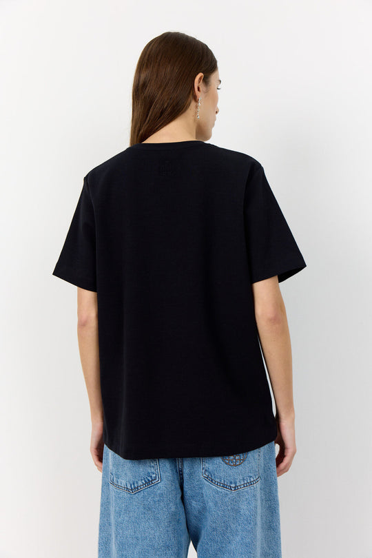 Leveté Room | T-shirt | Kis 1 Tee, black