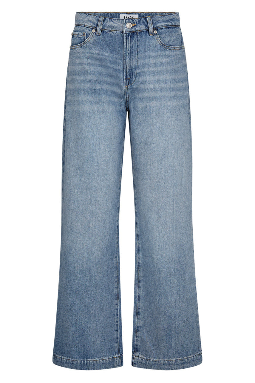 IVY Copenhagen Augusta Wash Palencia jeans i denim blue – høj talje og vide, lige ben i 100 % bomuld.