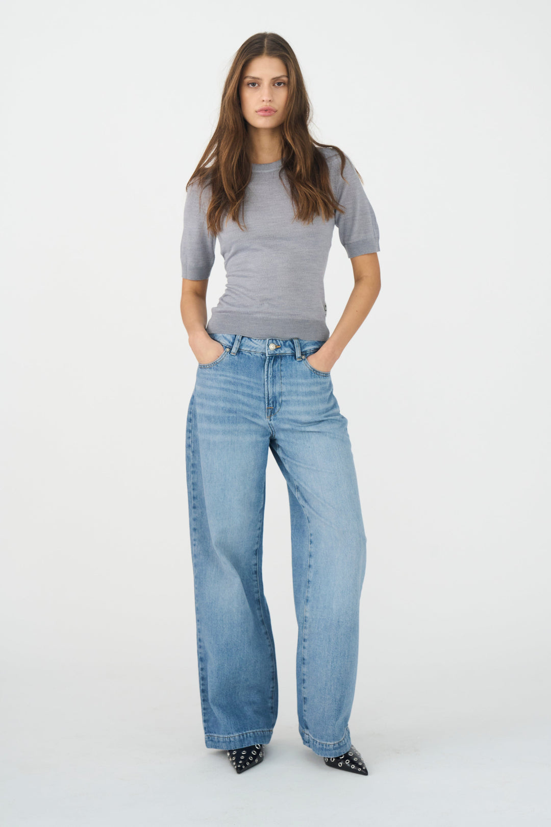 IVY Copenhagen Augusta Wash Palencia jeans i denim blue – høj talje og vide, lige ben i 100 % bomuld.