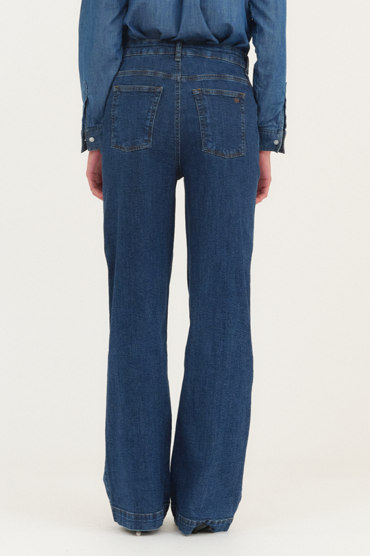 IVY Copenhagen Brooke French Jeans – middark wash, løs pasform, høj talje & lige, brede ben for et moderne denim-look.