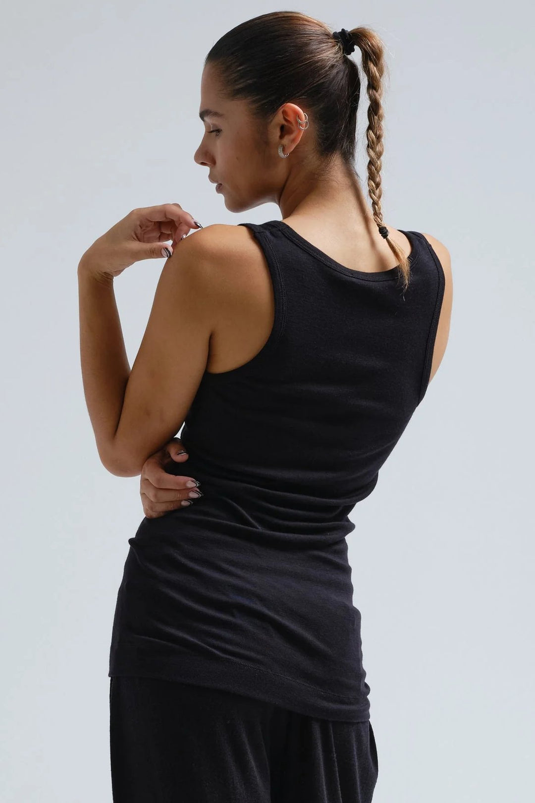 Seamless Basic | Top | Isa Wool Tank Top, black