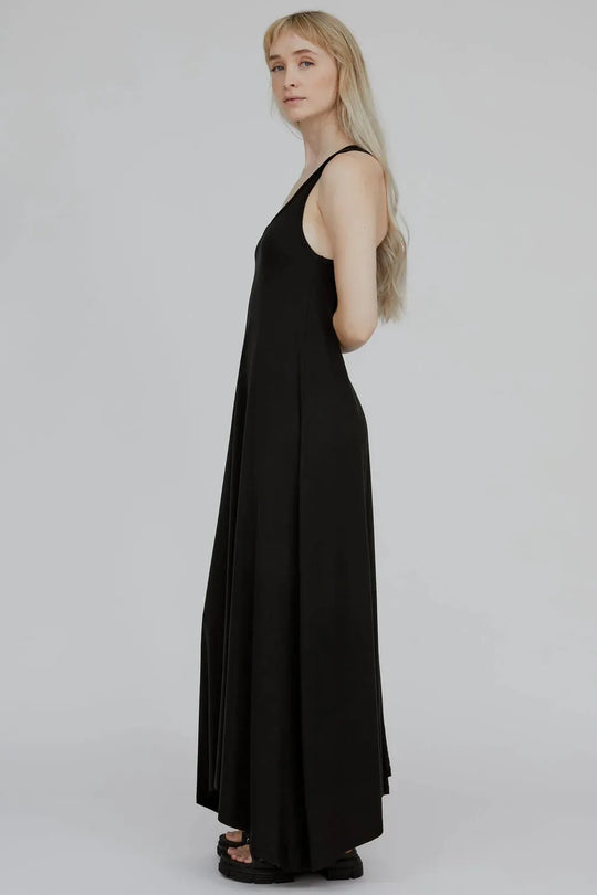 Kjole til kvinder | Basic Apparel Jo Long Tank Dress, black