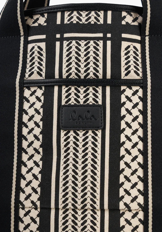 Taske | LALA BERLIN East West Tote Marin, h. stripe black