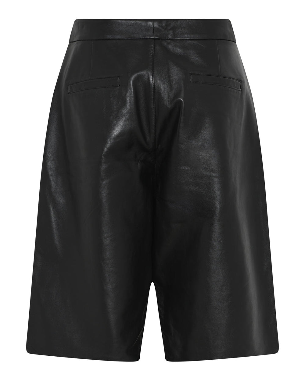 La Rouge Lena Lamb Bermuda i sort – elegante shorts i 100% blødt lammeskind med bermudalængde.