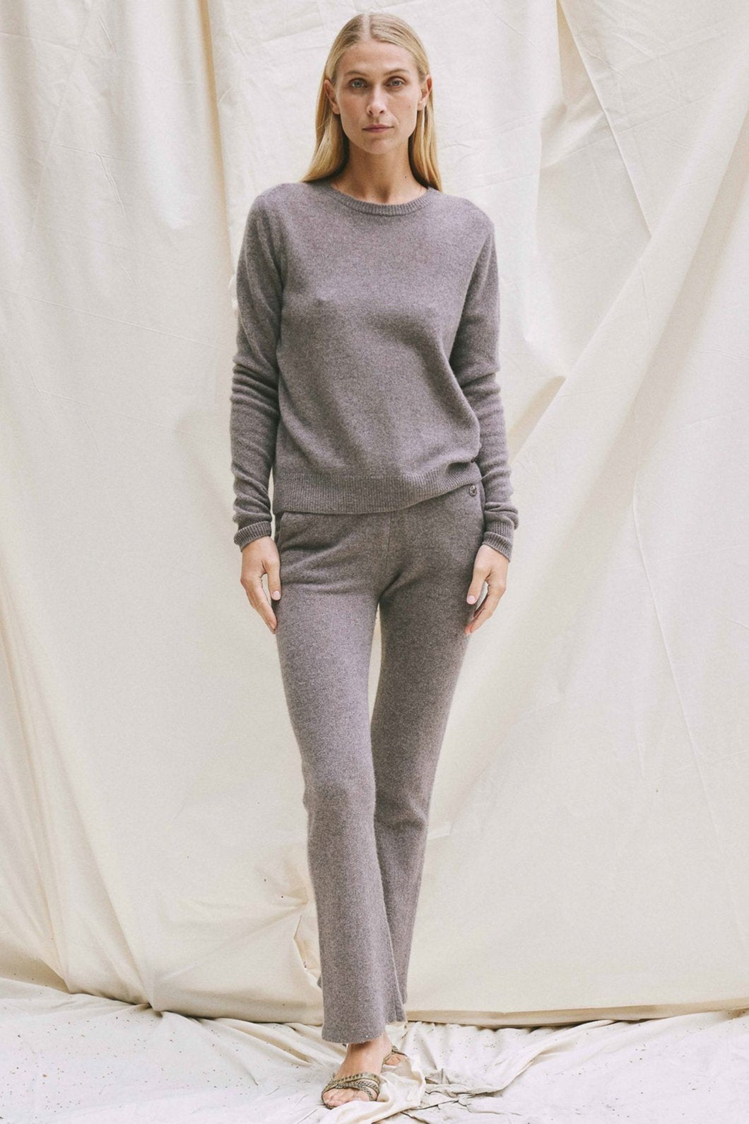 Pant Straight Fit Cashmere Bukser - Bløde, Økologiske og Tidløse Bukser fra Beta Studios