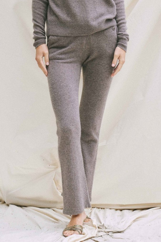 Pant Straight Fit Cashmere Bukser - Bløde, Økologiske og Tidløse Bukser fra Beta Studios