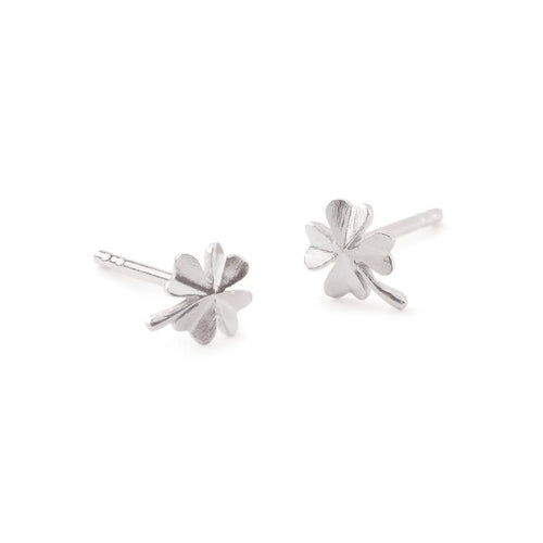 Pernille Corydon | Ørestikkere | Clover earsticks, sølv