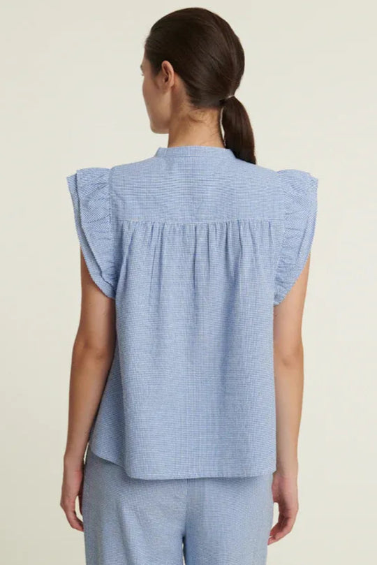 Basic Apparel Rudie Blouse i Quiet Harbor – let og bæredygtig bluse i 100 % økologisk bomuld med løs pasform, stolpelukning og lav krave.