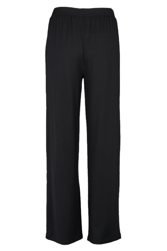 Basic Apparel Sadie Pant i sort – elegante bukser med vidde i benene og elastik i taljen. Komfortabel og bæredygtig.
