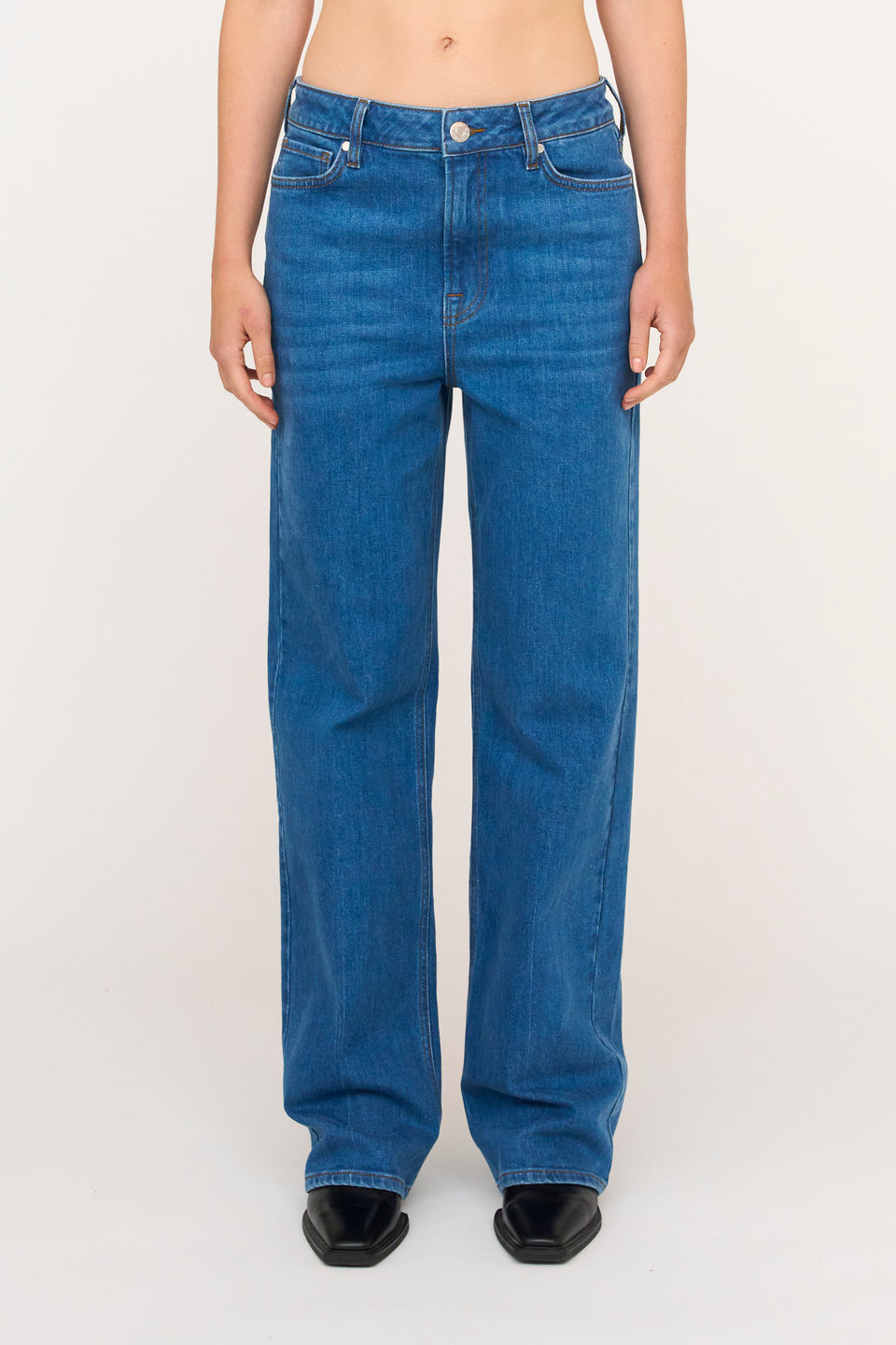 Tomorrow | Jeans | Brown Jeans Wash Bilbao, denim blue