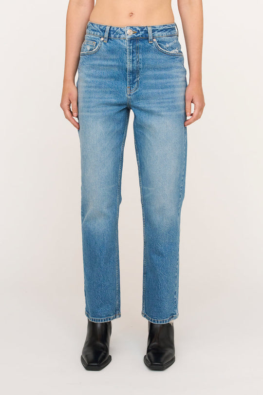 Tomorrow | Jeans | Hailey Wash Minnapolis, denim blue