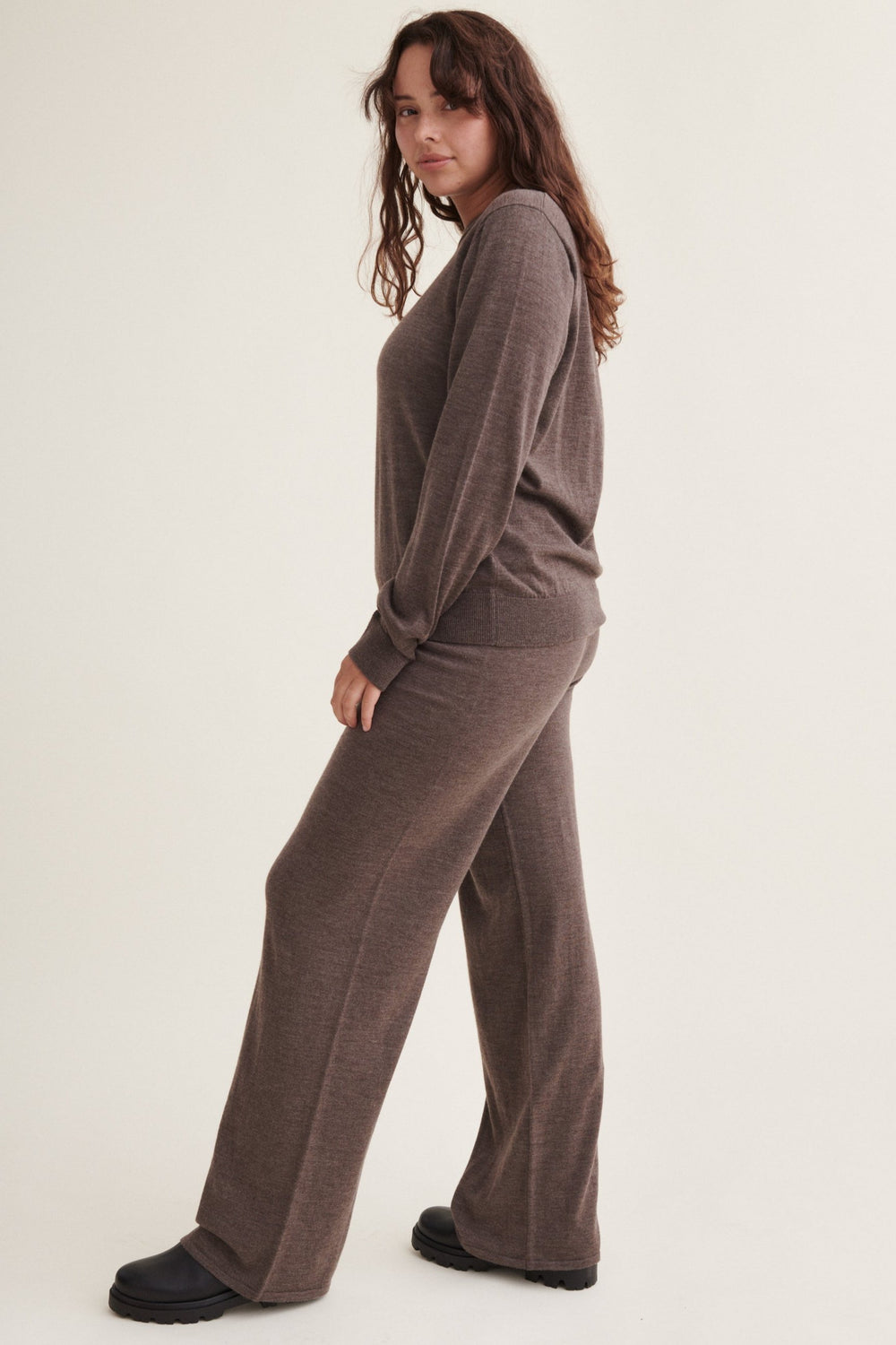 Vera Wide Pants i Merinould - Komfortable og Letvægtige Bukser fra Basic Apparel