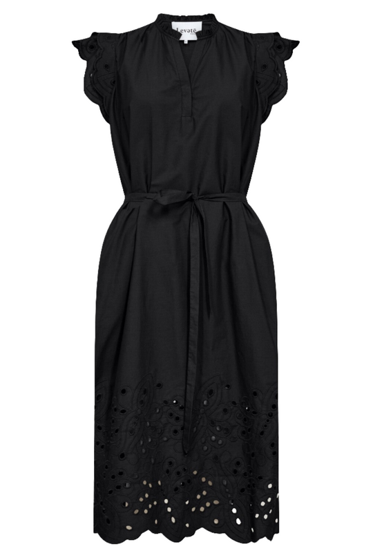 Leveté Room LR-Grolet 7 kjole i sort økologisk bomuld med flæseærmer, bindebånd i taljen og broderi anglaise-detaljer. Elegant og bæredygtig.