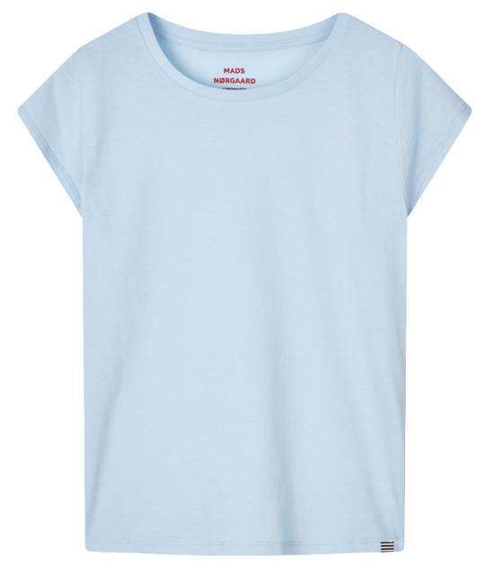 Mads Nørgaard | T-Shirt | Organic Jersey Teasy Tee FAV, cashmere blue