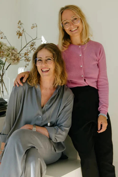 BETA STUDIOS er et high-end cashmerebrand, der hylder en filosofi om ansvarlighed og luksus i sin garderobe.