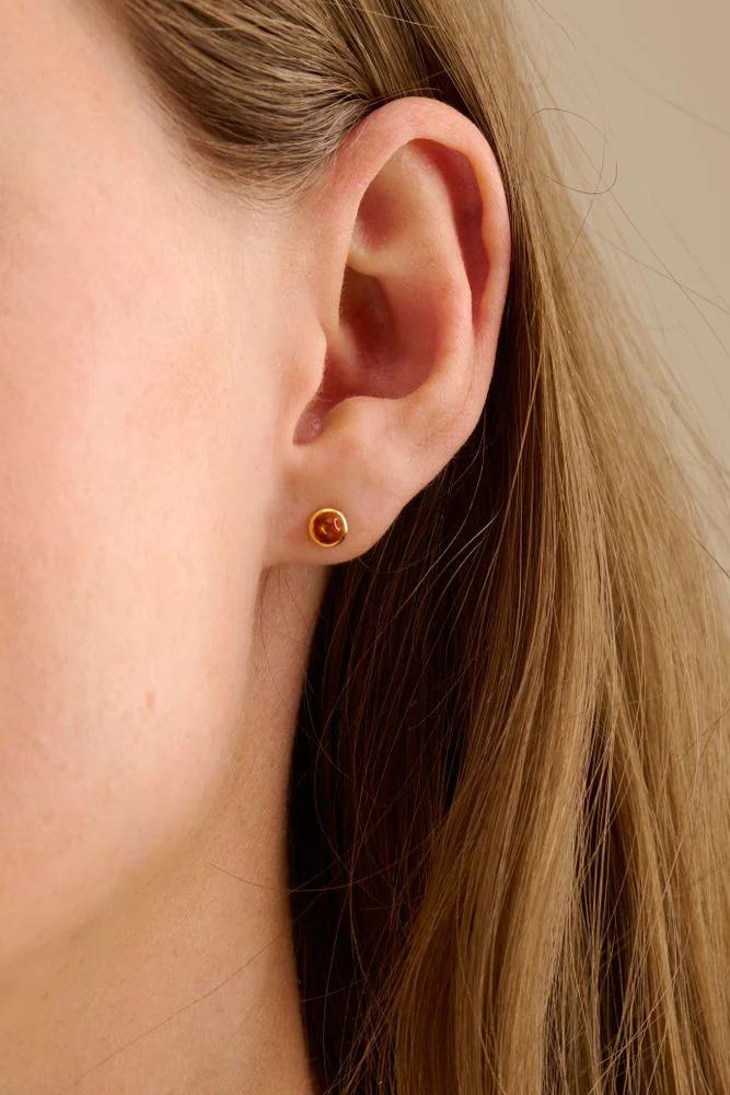 Pernille Corydon | Ørestikker | Amber glow earsticks, forgyldt sølv