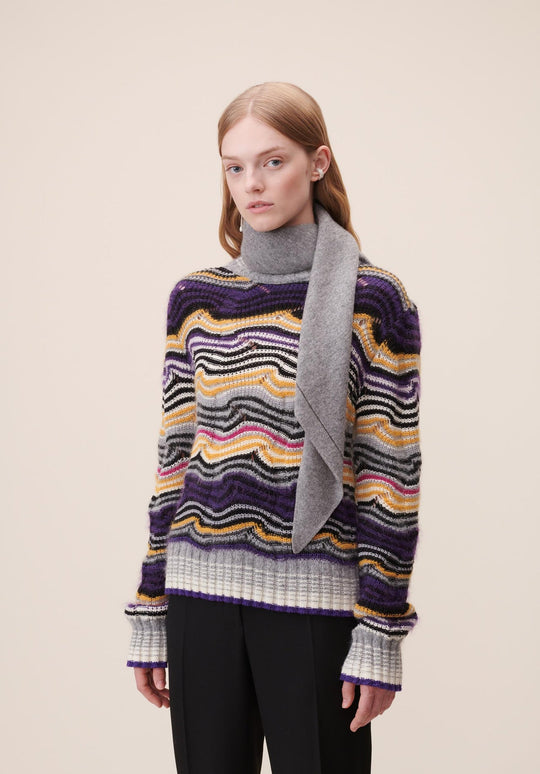 Lala Berlin Triangle Solid Logo M Tørklæde – luksuriøst trekantet cashmere tørklæde i City Middle Grey Melange med subtilt LALA BERLIN logo.