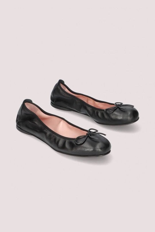 Pretty Ballerinas - Lea Ballerinaer -  Disse smidige ballerinaer har en elastisk kant og er fremstillet af luksuriøst blødt sort læder.