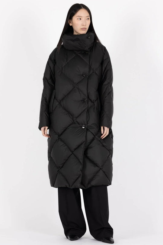 Lempelius | Iconic Diamond Quilt Down Coat, black