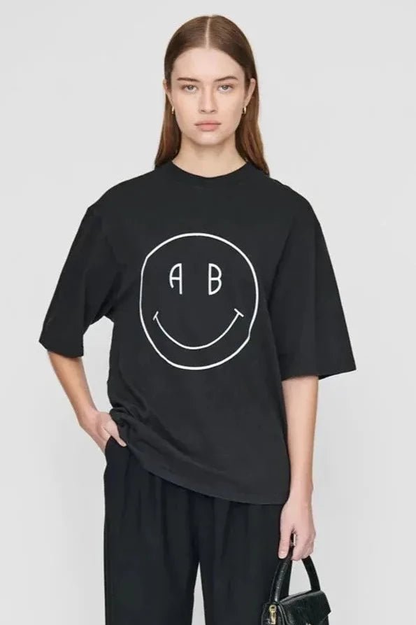 SHOP T shirt Oversized Avi Tee Smiley black 29245 Cassandra.dk