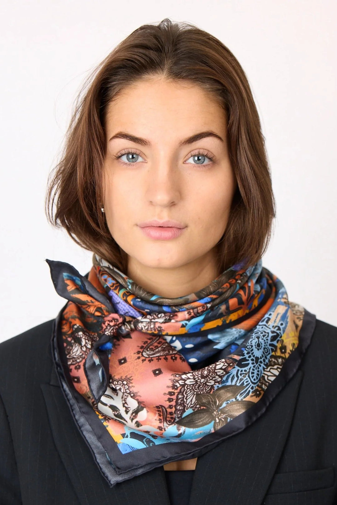 Bella Ballou | Silketørklæde | Vintage Paisley silk scarf, mandarin