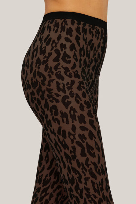 Wolford Leo Tights i Umber/Black, 20 denier strømpebuks med mat, uigennemsigtigt dyreprint og strikket talje.