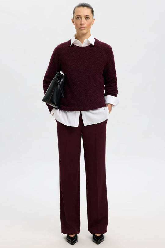 Selected Femme Lulu LS Knit O-Neck – fig melange. Blød strik i alpakauldsblanding med rund hals, raglanærmer og relaxed fit. 