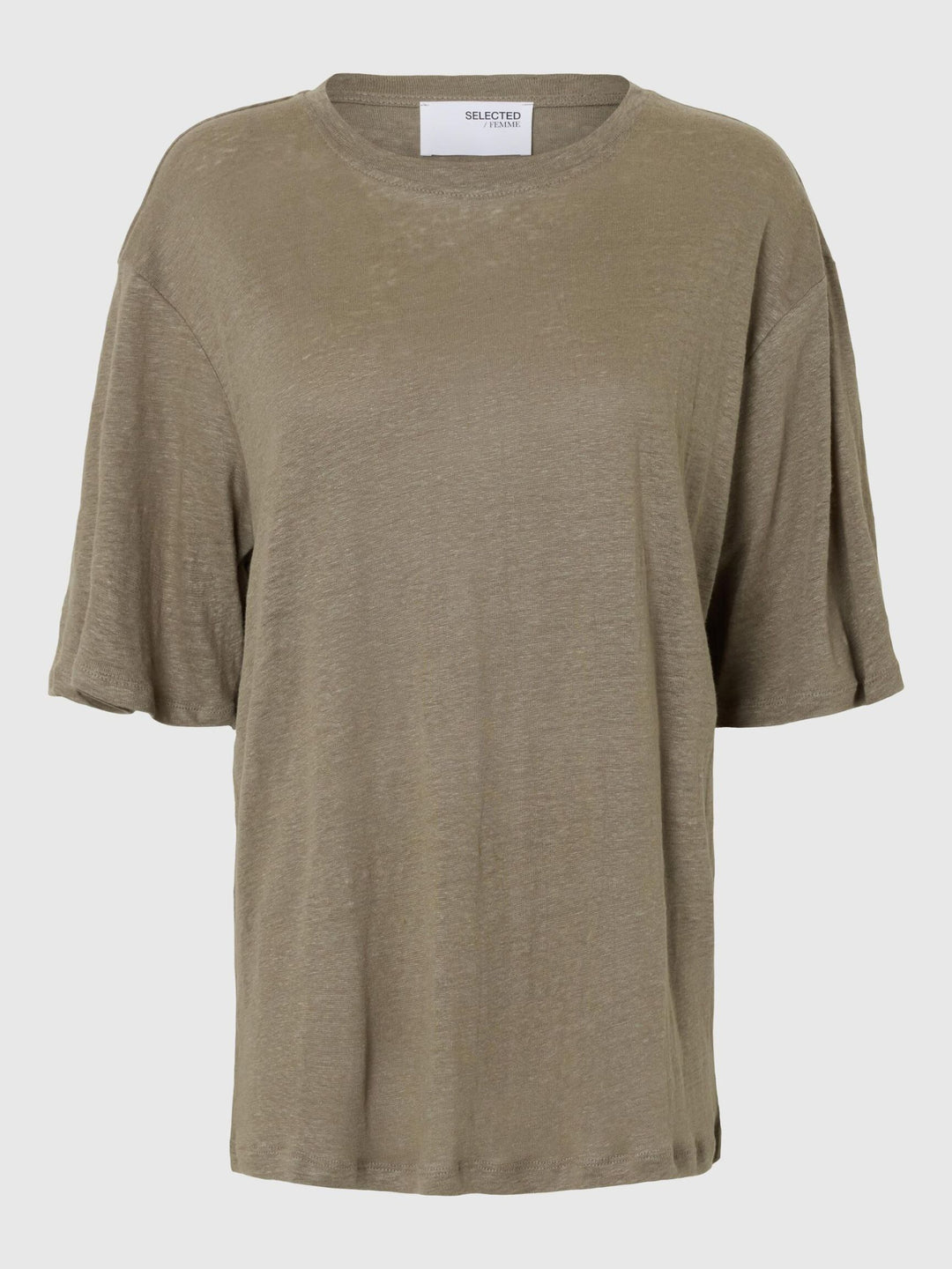 Selected Femme Vilja Linen SS Tee i vetiver – let T-shirt i 100% hør med crewneck, korte ærmer og afslappet pasform.
