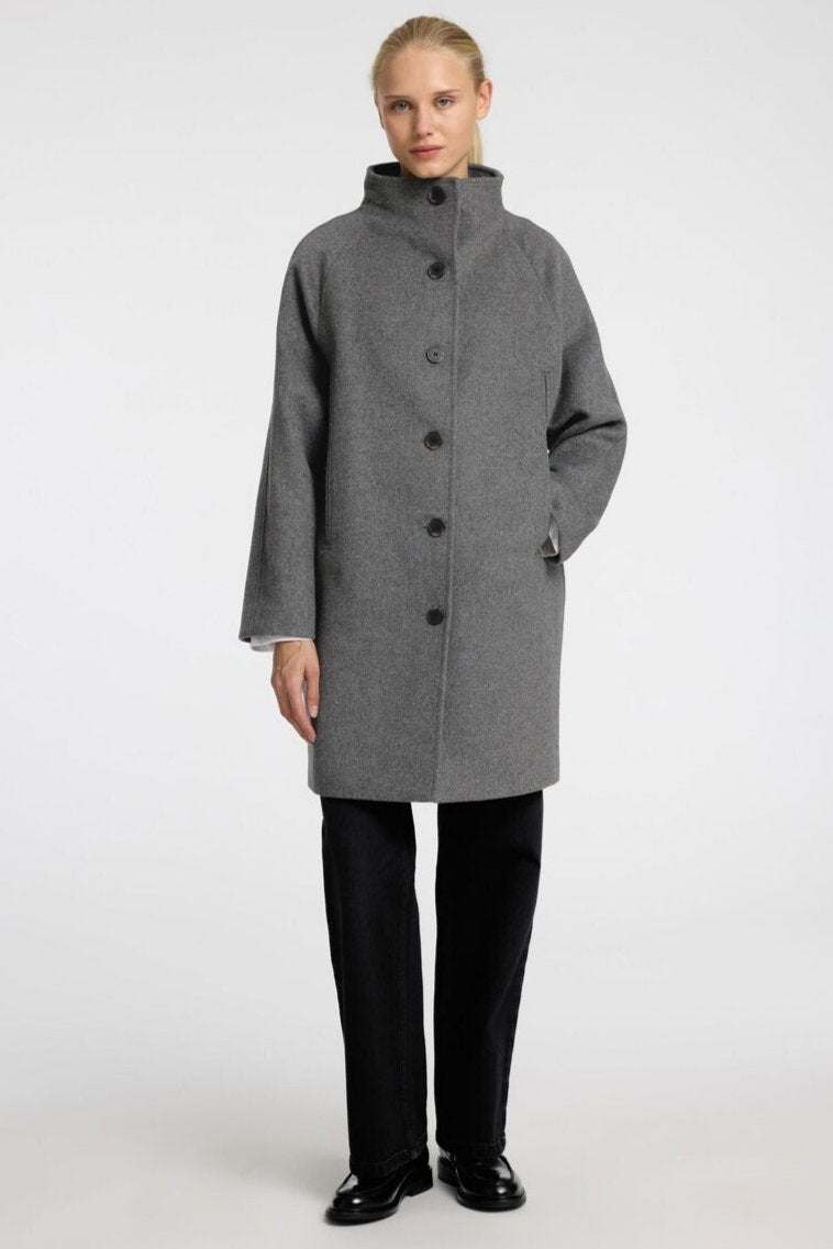 Selected Femme Vinni Wool Coat i Medium Grey Melange | Uldfrakke med Genanvendt Uld