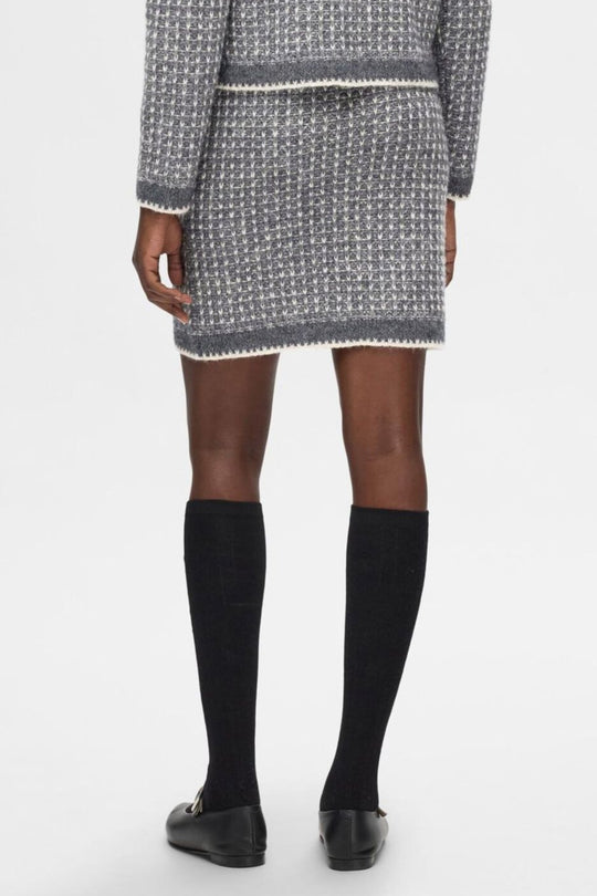 Selected Femme Sine Short Knit Skirt – Tweed-Inspireret Strikket Mininederdel i Ash/Birch