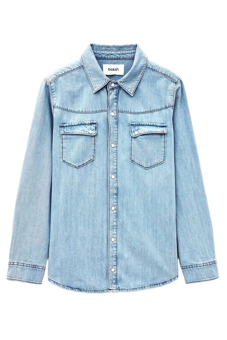 ba&sh Adali skjorte i light used blue med løs pasform, Henley-hals, brystlomme og vintage denim-look.
