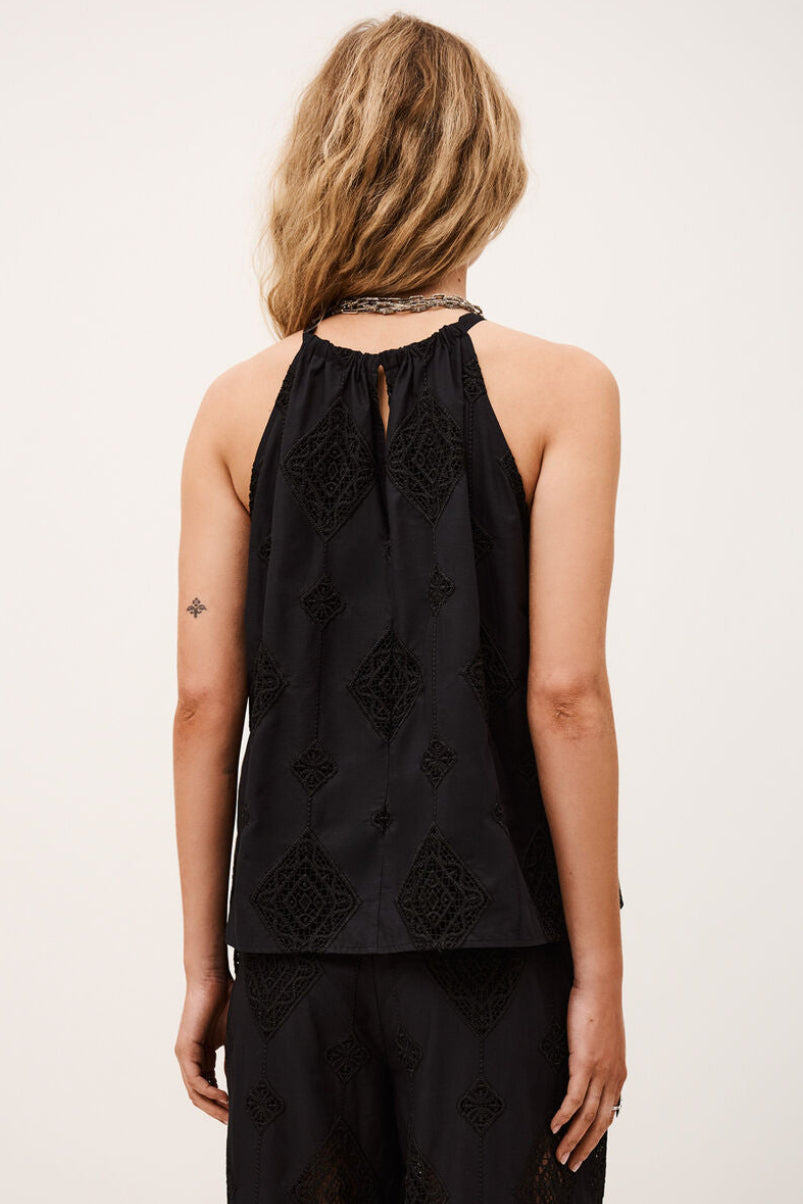ba&sh Cami Maxi top i sort med broderie anglaise, flæsekanter og keyhole-lukning i ryggen.