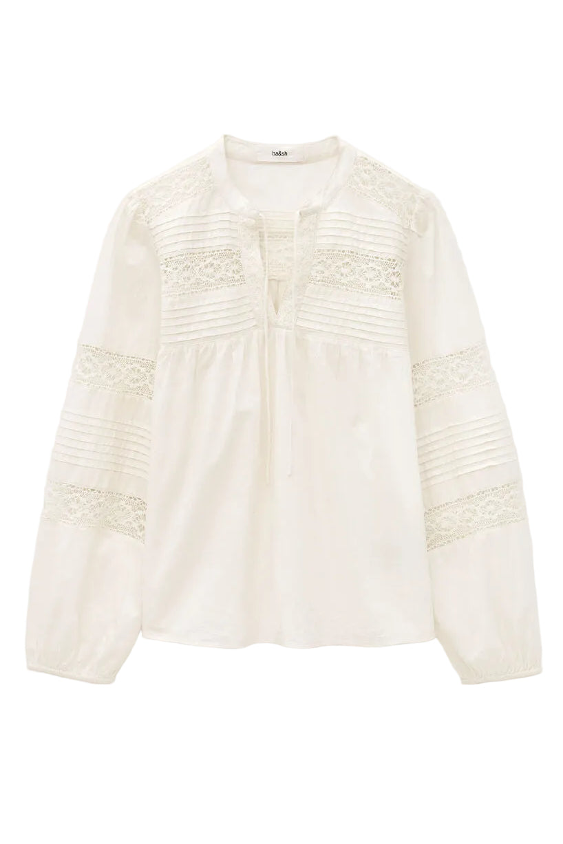 ba&sh Nami Blouse – Ecru. Bluse i 100% økologisk bomuld med løs pasform og klassisk design.

