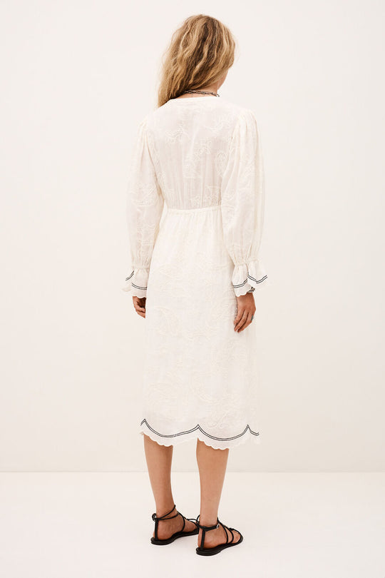 ba&sh Prisco Jacquard midi kjole i ecru med struktur, blondeindsatser, elastisk talje og rynkede ærmer.