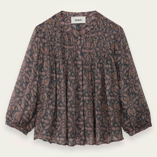 ba&sh Tazio skjorte i blå viskose med boxy pasform, 3/4 ærmer, skjult knaplukning og rynkedetaljer.