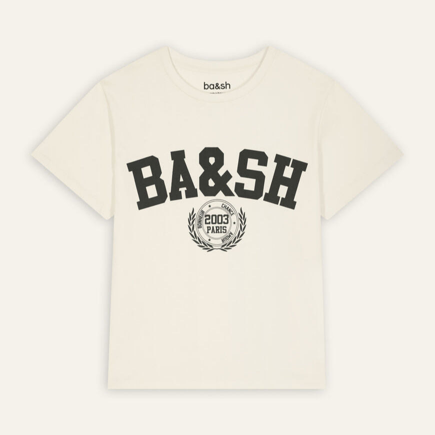 ba&sh Ioni T-shirt i økologisk bomuld med croppet pasform og sporty logo-print i college-stil. 