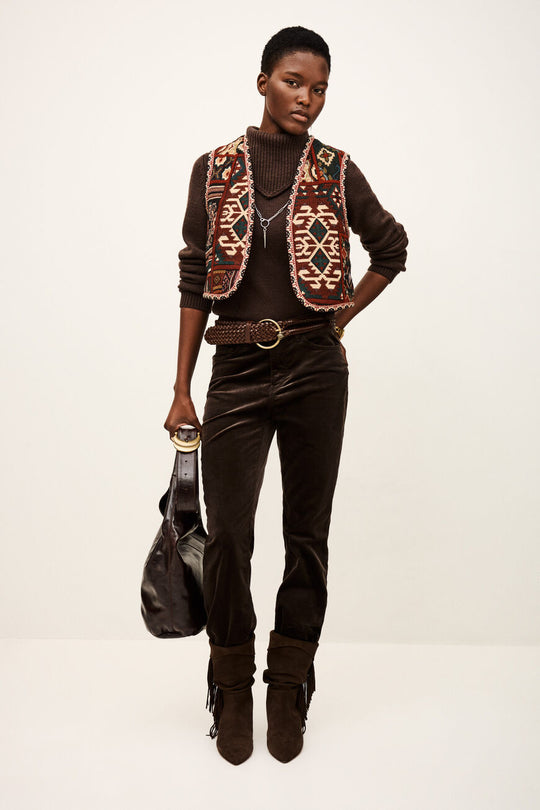 ba&sh Elton Vest i rouge – cropped jacquardstrikket vest med broderede detaljer og åben front, perfekt til lag-på-lag.
