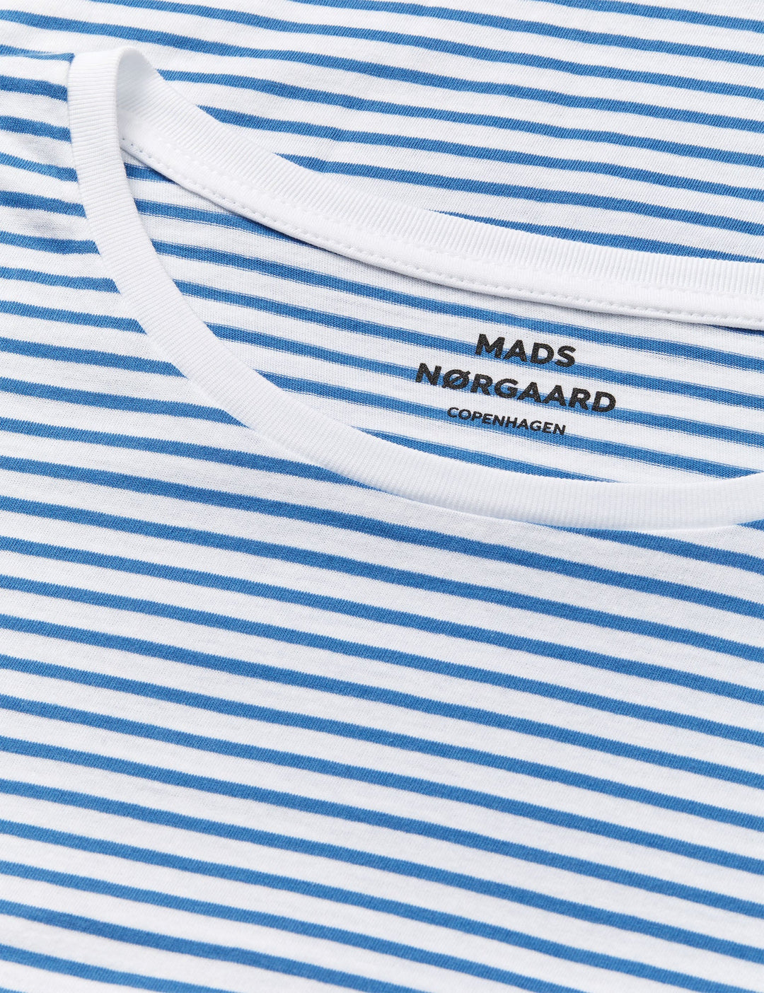 Mads Nørgaard | T-Shirt | Organic Jersey Stripe Teasy, brilliant white/bright cobalt