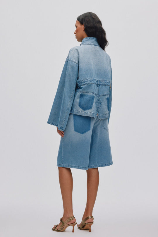 Rabens Saloner Raha wide denimshorts i lys vask i økologisk bomuld med vid pasform.