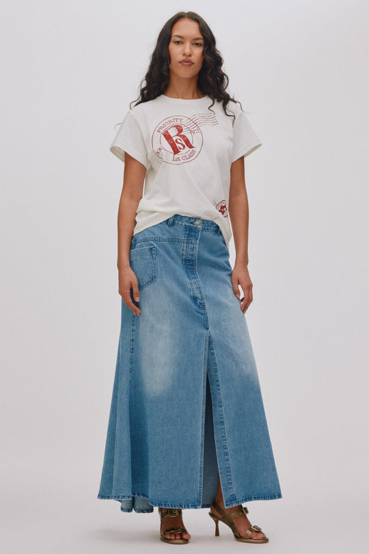 Rabens Saloner Ambla Postal T-shirt i chalk – bomulds t-shirt med vintage-inspireret print og afslappet pasform.