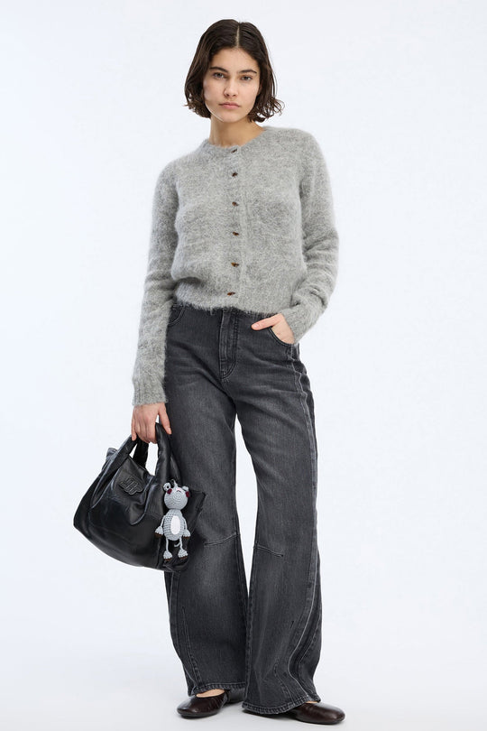 MUNTHE Vovilla Cardigan i grey i blød alpacauldblanding.