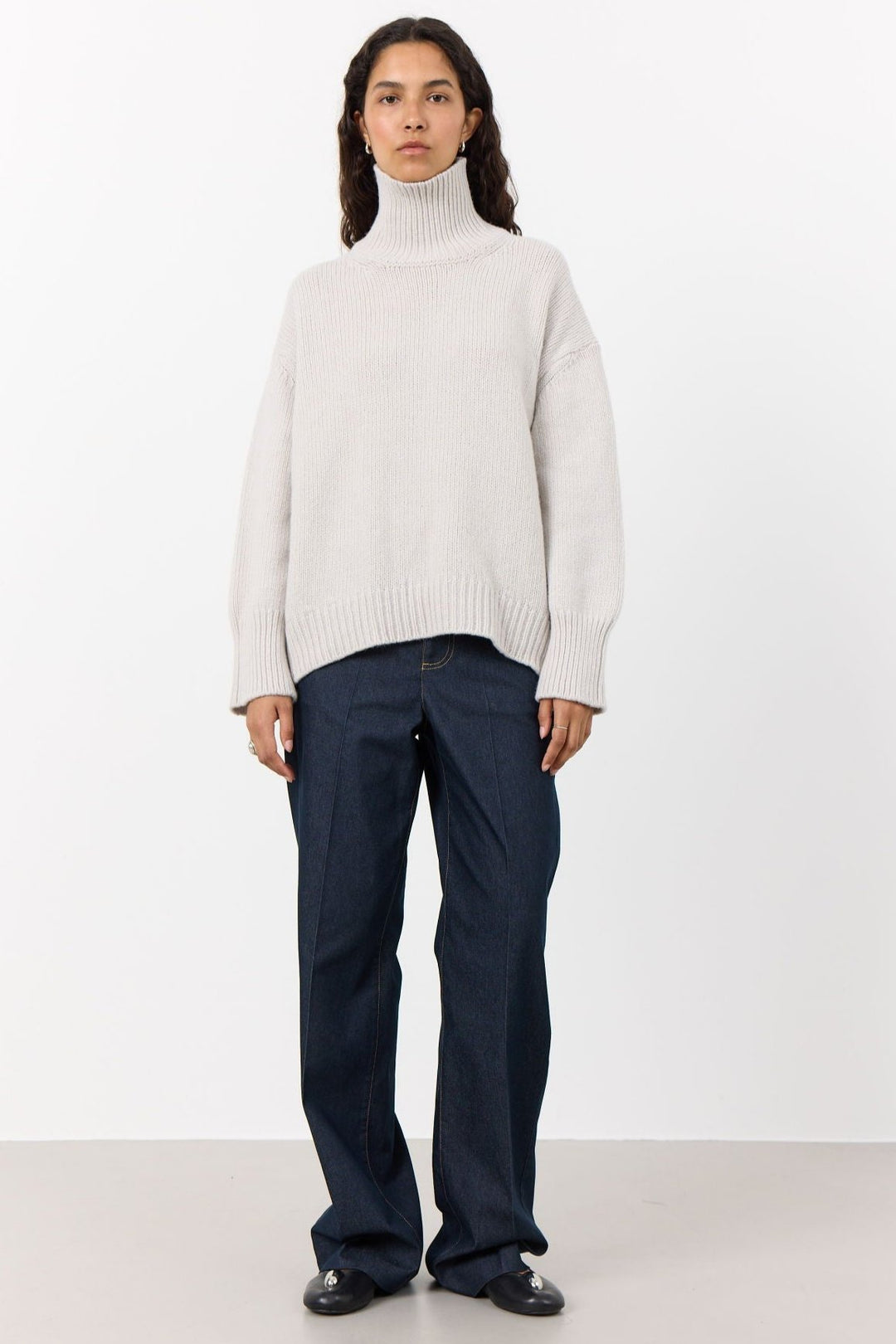 Leveté Room LR-Perle 3 Sweater med høj hals i creme - Merinould og cashmere