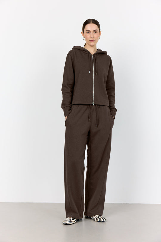 Leveté Room LR-Nuka 9 sweat cardigan i coffee med hætte, lynlås og boxy pasform.  